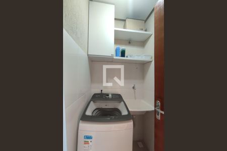 Casa de condomínio para alugar com 100m², 3 quartos e 1 vaga Casa de condomínio para alugar com 100m², 3 quartos e 1 vagaÁrea de Serviço
