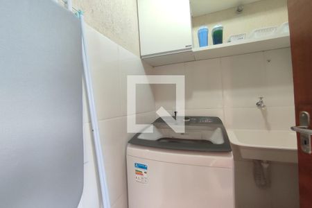 Casa de condomínio para alugar com 100m², 3 quartos e 1 vaga Casa de condomínio para alugar com 100m², 3 quartos e 1 vagaÁrea de Serviço