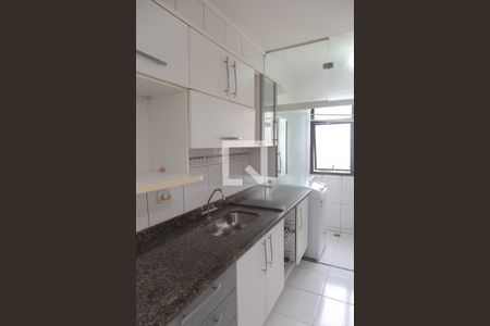 Apartamento para alugar com 69m², 2 quartos e 1 vagaCozinha