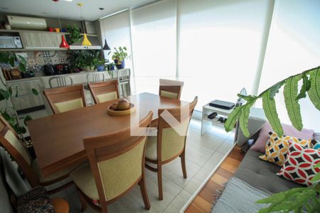 Apartamento à venda com 101m², 3 quartos e 2 vagas Apartamento à venda com 101m², 3 quartos e 2 vagasSala