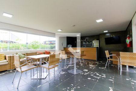 Apartamento à venda com 67m², 2 quartos e 1 vaga Apartamento à venda com 67m², 2 quartos e 1 vagaÁrea comum - Salão de festas