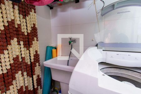 Apartamento à venda com 67m², 2 quartos e 1 vaga Apartamento à venda com 67m², 2 quartos e 1 vagaÁrea de Serviço