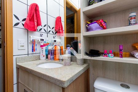 Apartamento à venda com 67m², 2 quartos e 1 vaga Apartamento à venda com 67m², 2 quartos e 1 vagaBanheiro