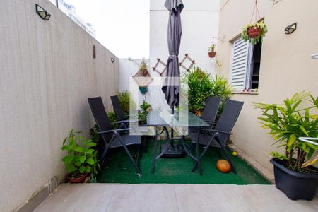 Apartamento à venda com 67m², 2 quartos e 1 vaga Apartamento à venda com 67m², 2 quartos e 1 vagaQuintal