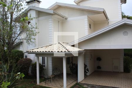 Casa de condomínio para alugar com 1279m², 5 quartos e 4 vagasFachada