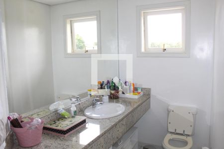 Casa de condomínio para alugar com 1279m², 5 quartos e 4 vagasBanheiro da Suíte 3
