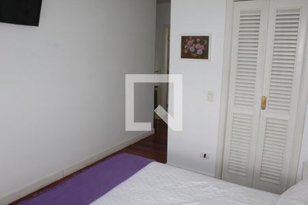 Casa de condomínio para alugar com 1279m², 5 quartos e 4 vagasSuíte 1