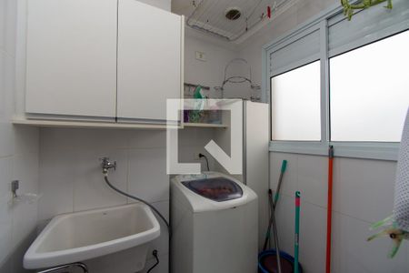 Apartamento à venda com 120m², 3 quartos e 2 vagas Apartamento à venda com 120m², 3 quartos e 2 vagasÁrea de Serviço