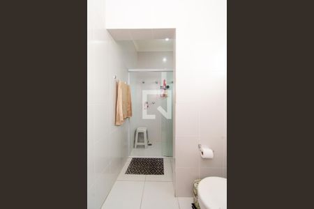 Apartamento à venda com 120m², 3 quartos e 2 vagas Apartamento à venda com 120m², 3 quartos e 2 vagasBanheiro da Suíte 2