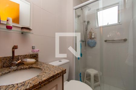 Apartamento à venda com 120m², 3 quartos e 2 vagas Apartamento à venda com 120m², 3 quartos e 2 vagasBanheiro da Suíte 1
