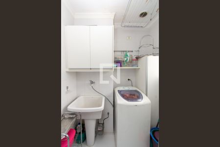 Apartamento à venda com 120m², 3 quartos e 2 vagas Apartamento à venda com 120m², 3 quartos e 2 vagasÁrea de Serviço