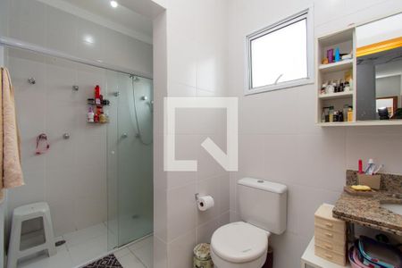 Apartamento à venda com 120m², 3 quartos e 2 vagas Apartamento à venda com 120m², 3 quartos e 2 vagasBanheiro da Suíte 2