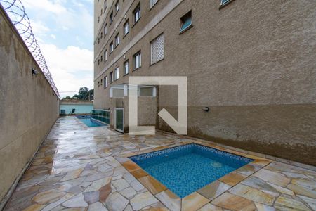 Apartamento à venda com 120m², 3 quartos e 2 vagas Apartamento à venda com 120m², 3 quartos e 2 vagasÁrea comum - Piscina