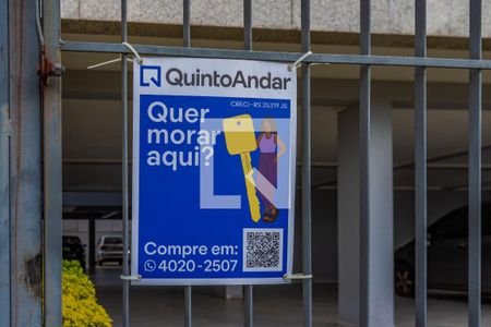 Apartamento à venda com 135m², 2 quartos e 2 vagas Apartamento à venda com 135m², 2 quartos e 2 vagasPlaca