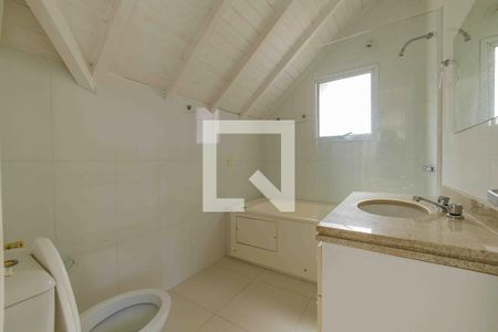 Casa de condomínio à venda com 200m², 5 quartos e 3 vagasBanheiro da Suíte 1