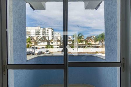 Casa de condomínio à venda com 200m², 5 quartos e 3 vagasSuíte 2 Varanda