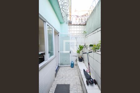 Apartamento à venda com 70m², 2 quartos e 1 vagaÁrea de Serviço