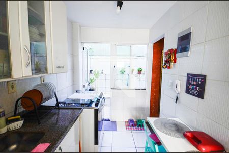 Apartamento à venda com 70m², 2 quartos e 1 vagaCozinha