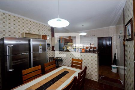 Casa à venda com 400m², 3 quartos e 6 vagasCozinha