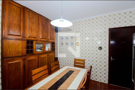 Casa à venda com 400m², 3 quartos e 6 vagasCozinha