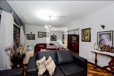 Sala de Estar de casa à venda com 3 quartos, 400m² em Vila Galvão, Guarulhos