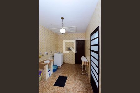 Casa à venda com 400m², 3 quartos e 6 vagasÁrea de Serviço