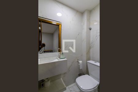 Casa à venda com 130m², 3 quartos e 1 vagaBanheiro do Espaço Gourmet