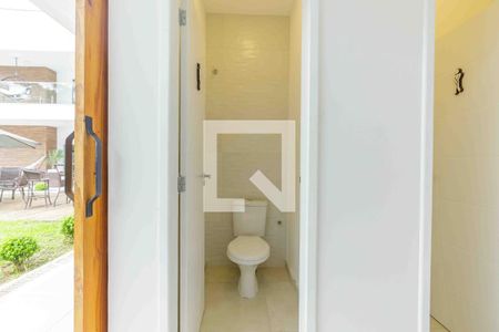 Casa de condomínio à venda com 350m², 4 quartos e 4 vagasBanheiro 2