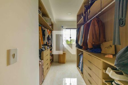 Casa de condomínio à venda com 350m², 4 quartos e 4 vagasSuíte 1 Closet