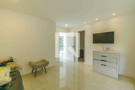 Casa de condomínio à venda com 350m², 4 quartos e 4 vagasSuíte 2