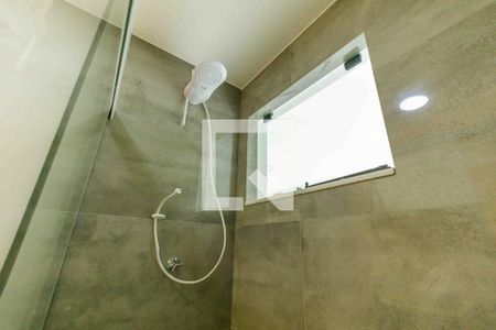 Casa de condomínio à venda com 350m², 4 quartos e 4 vagasBanheiro da Suíte 2