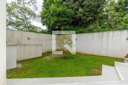Casa de condomínio à venda com 350m², 4 quartos e 4 vagasVaranda da Sala
