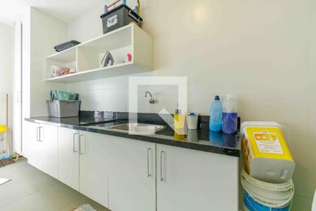 Casa de condomínio à venda com 350m², 4 quartos e 4 vagasÁrea de Serviço