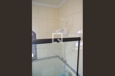 Casa à venda com 241m², 4 quartos e 2 vagas Casa à venda com 241m², 4 quartos e 2 vagasBanheiro 2