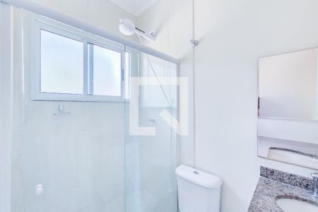 Casa de condomínio para alugar com 102m², 2 quartos e 2 vagas Casa de condomínio para alugar com 102m², 2 quartos e 2 vagasBanheiro da Suíte 2
