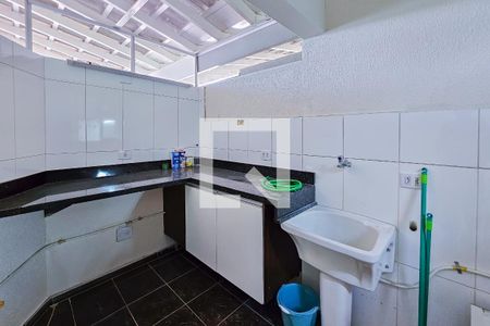 Casa de condomínio para alugar com 102m², 2 quartos e 2 vagas Casa de condomínio para alugar com 102m², 2 quartos e 2 vagasÁrea de Serviço