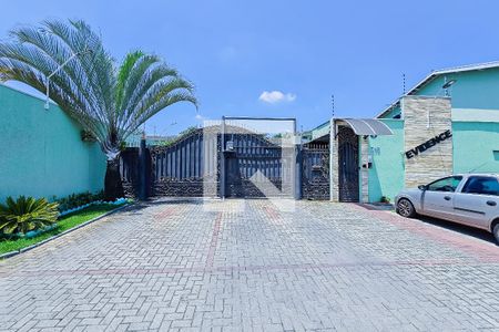 Casa de condomínio para alugar com 102m², 2 quartos e 2 vagas Casa de condomínio para alugar com 102m², 2 quartos e 2 vagasFachada e portaria