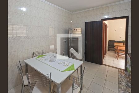 Casa à venda com 106m², 3 quartos e 2 vagasCozinha