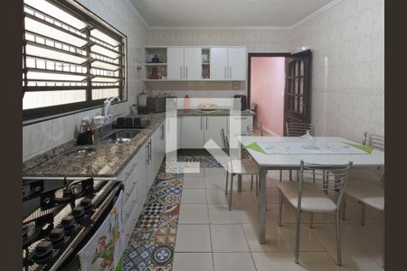 Casa à venda com 106m², 3 quartos e 2 vagasCozinha