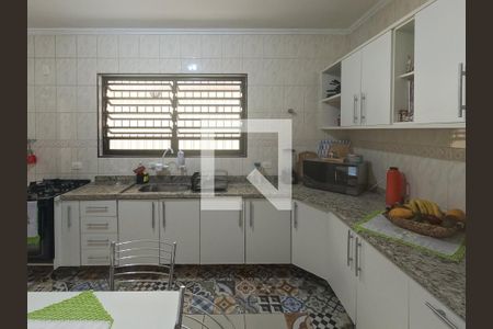 Casa à venda com 106m², 3 quartos e 2 vagasCozinha