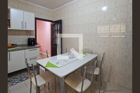Casa à venda com 106m², 3 quartos e 2 vagasCozinha