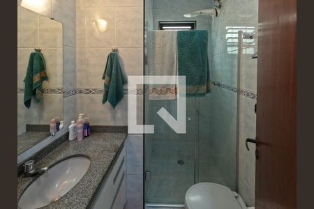 Casa à venda com 106m², 3 quartos e 2 vagasBanheiro