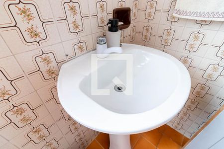 Casa para alugar com 130m², 3 quartos e 2 vagasBanheiro 1