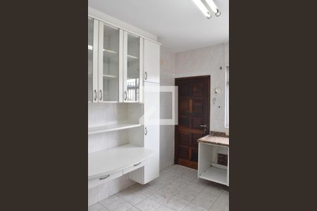 Casa para alugar com 350m², 3 quartos e 5 vagasCozinha