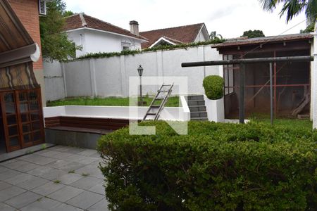 Casa para alugar com 350m², 3 quartos e 5 vagasQuintal