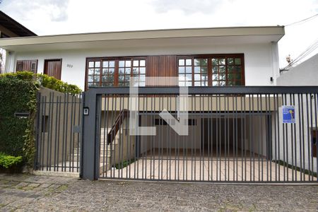 Casa para alugar com 350m², 3 quartos e 5 vagasFachada