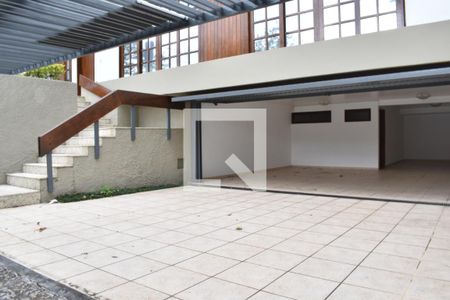 Casa para alugar com 350m², 3 quartos e 5 vagasGaragem