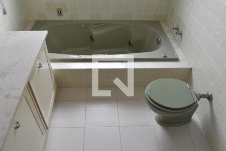 Casa para alugar com 350m², 3 quartos e 5 vagasBanheiro 3