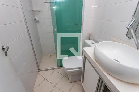 Apartamento à venda com 67m², 2 quartos e 2 vagas Apartamento à venda com 67m², 2 quartos e 2 vagasBanheiro