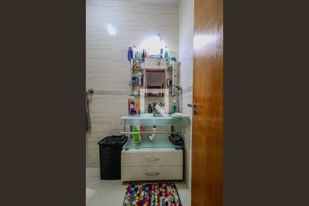 Apartamento à venda com 145m², 3 quartos e sem vagaBanheiro